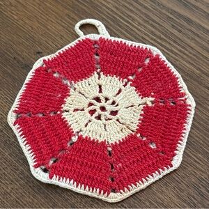 Vintage Red and Cream Crochet Bath Accessory